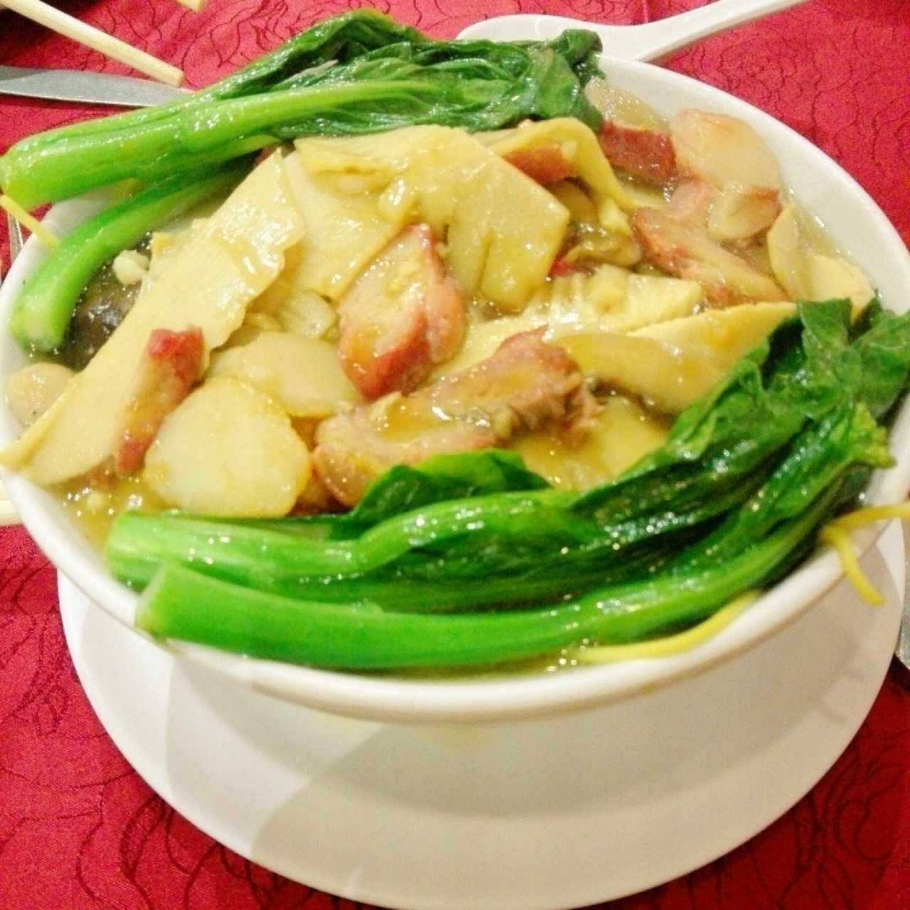 sopa de puerco fresco