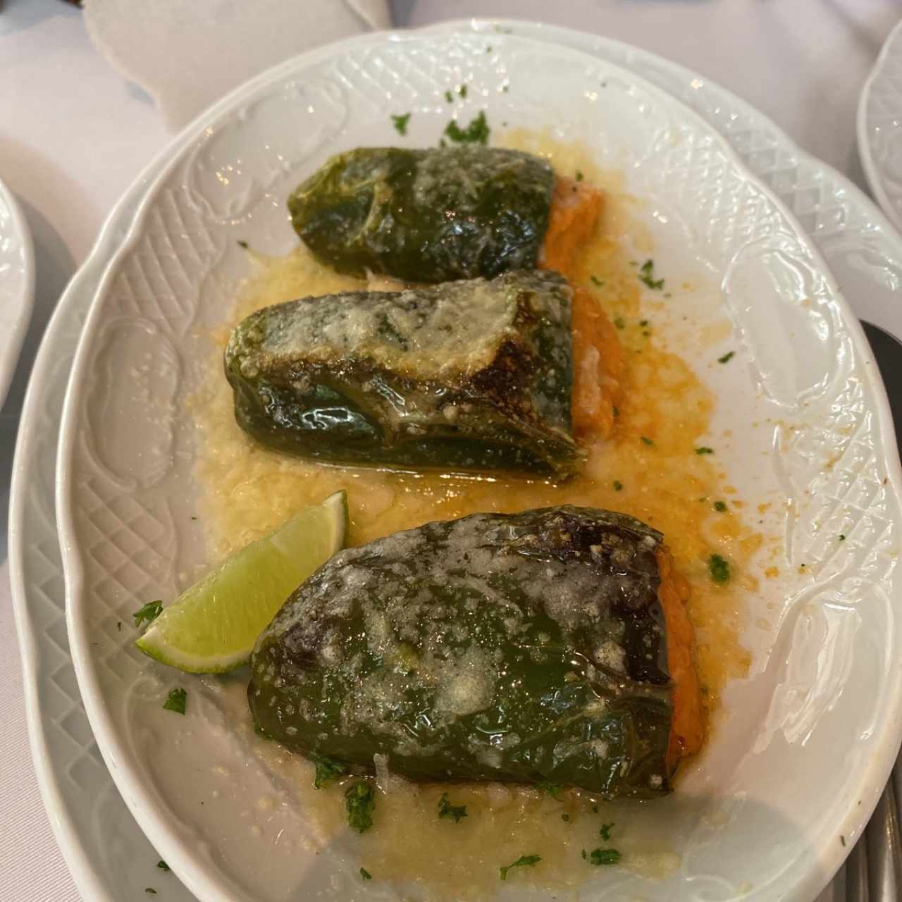Filete de Bacalao fresco con salsa de pimiento verde
