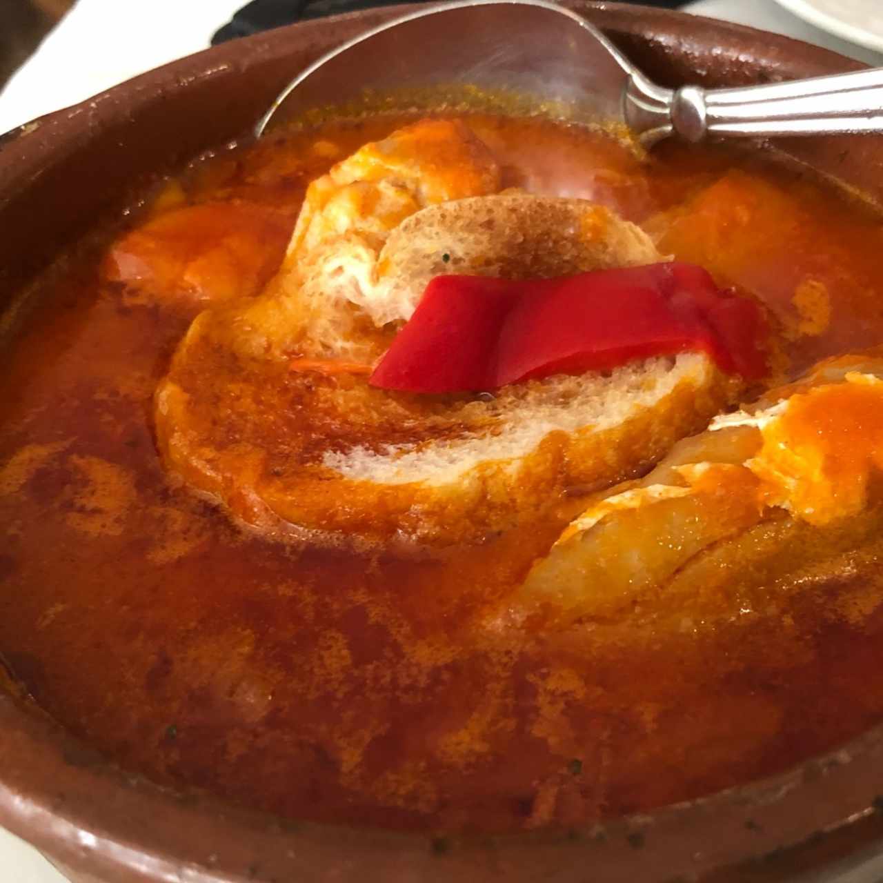 Bacalao con Salsa de Tomate