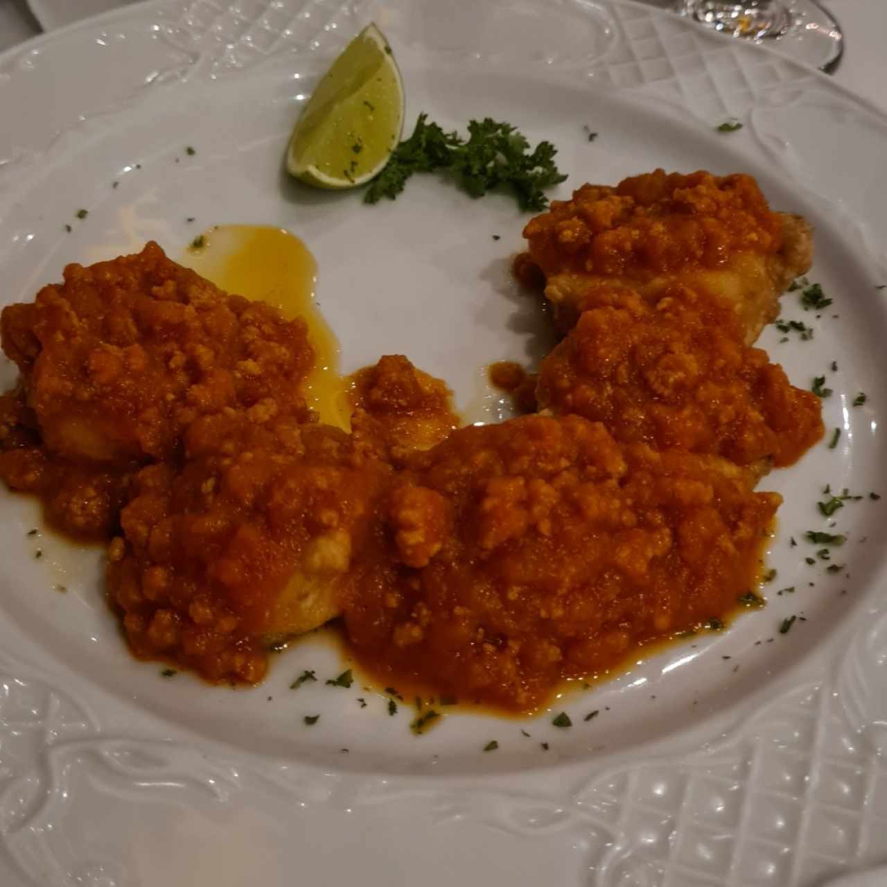 Langostinos Rebozados, Cubiertos en Salsa de Langosta y Jerez