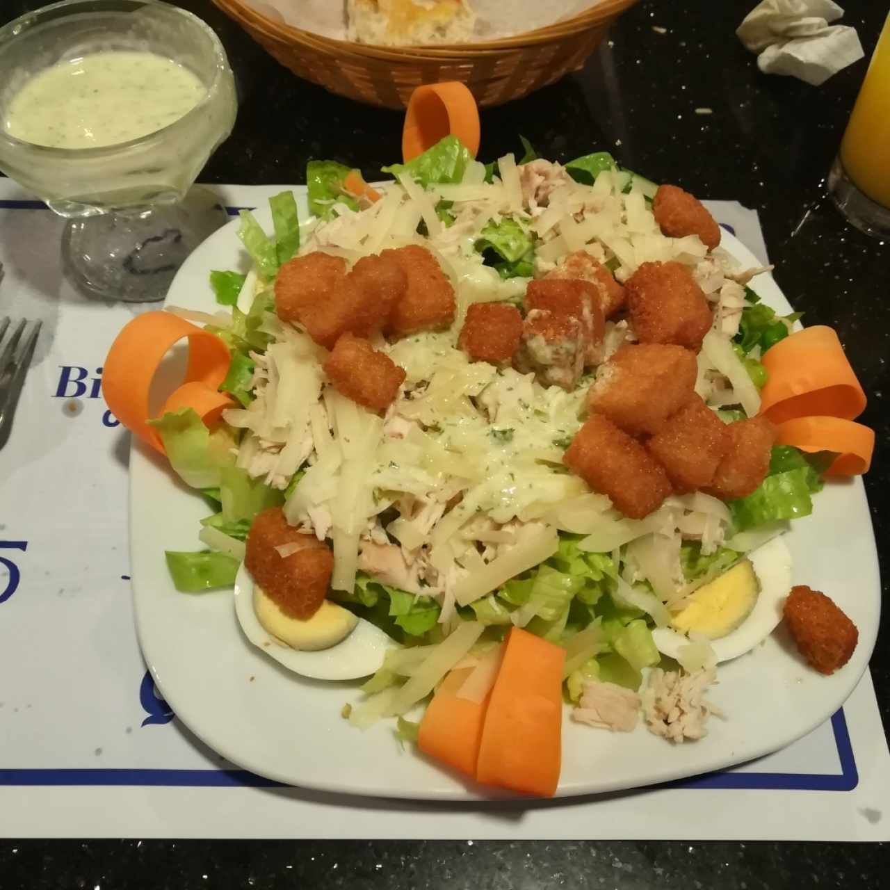 Ensalada César con Pollo