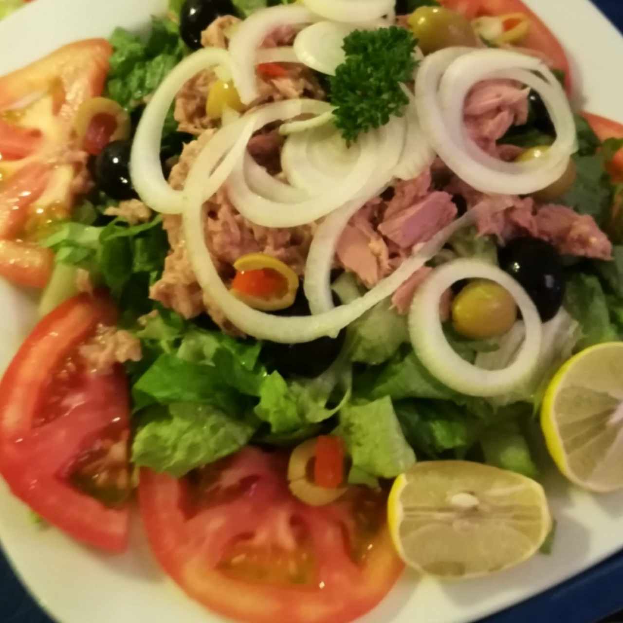 Ensalada mixta con tuna