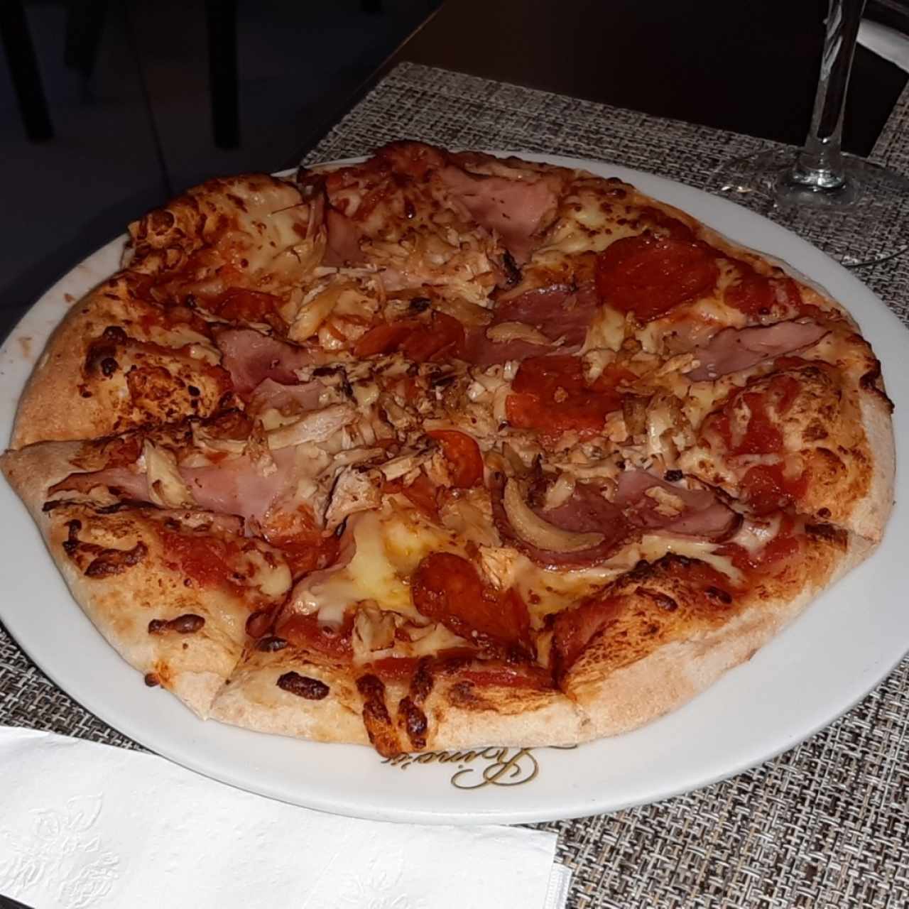 Pizza especial Rino's