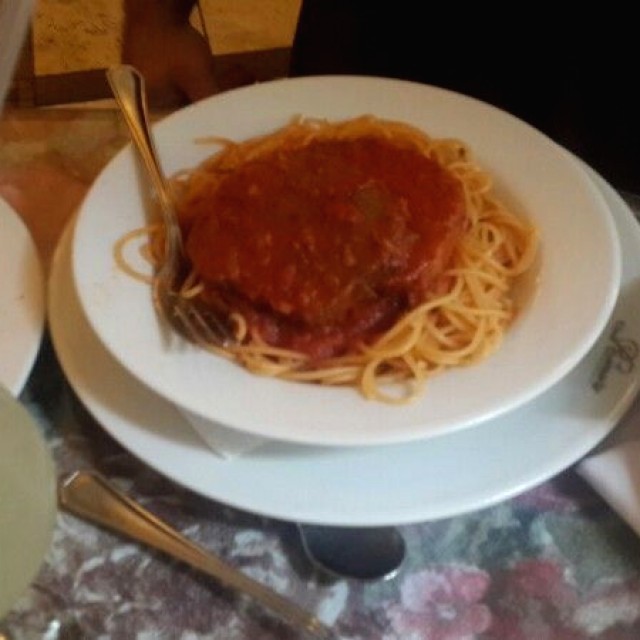 Spaguetti con Lomo al Pomodoro