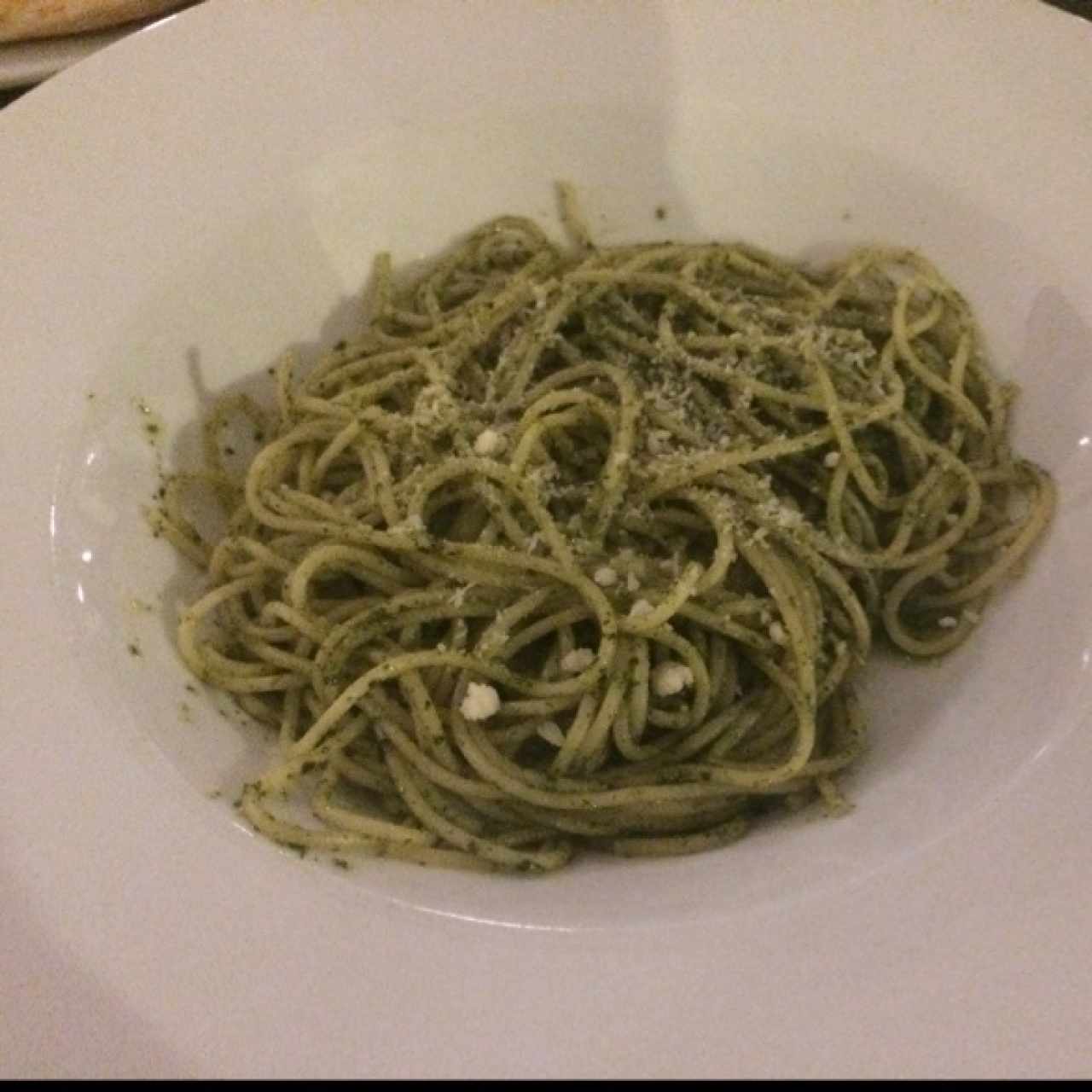 spaguetti al pesto 