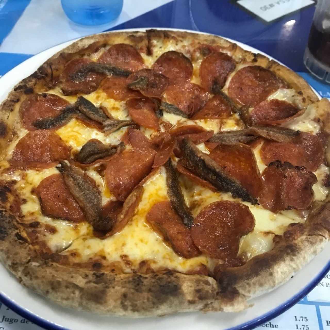 Pizza Pepperoni y Anchoas