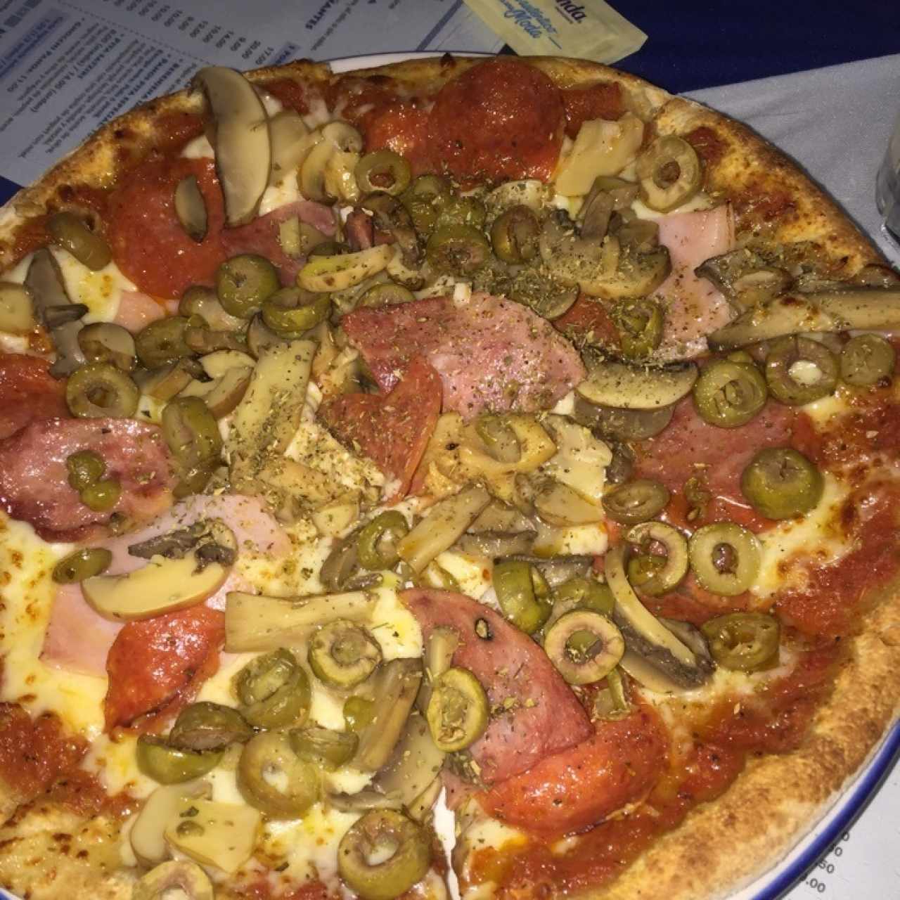 pizza de combinación Athens