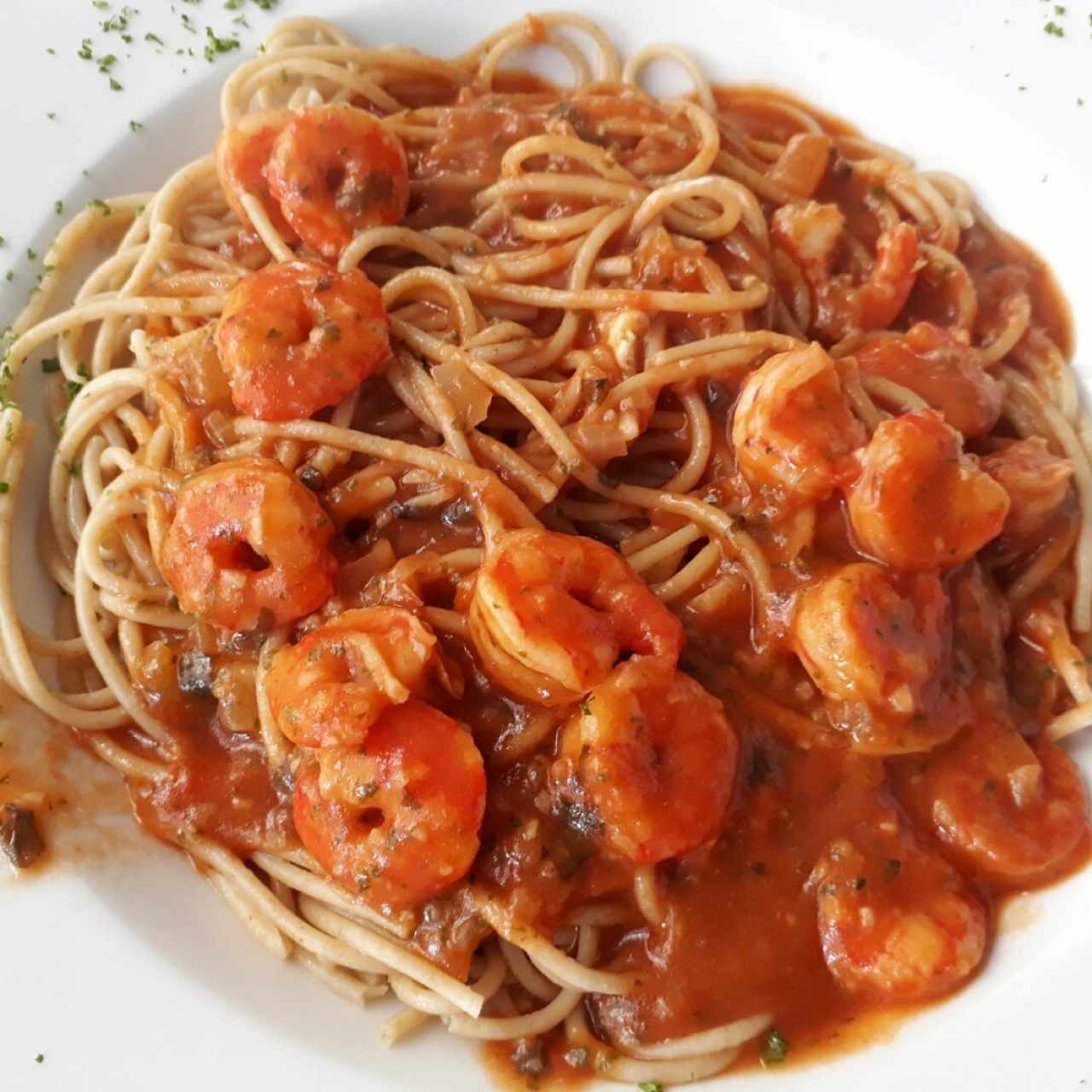 Spaguetti al Pomodoro con Camarones