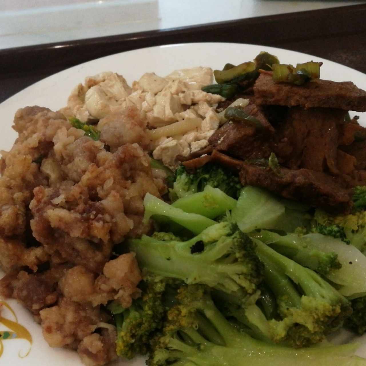 brócoli, germen de trigo, tofu con jengibre 