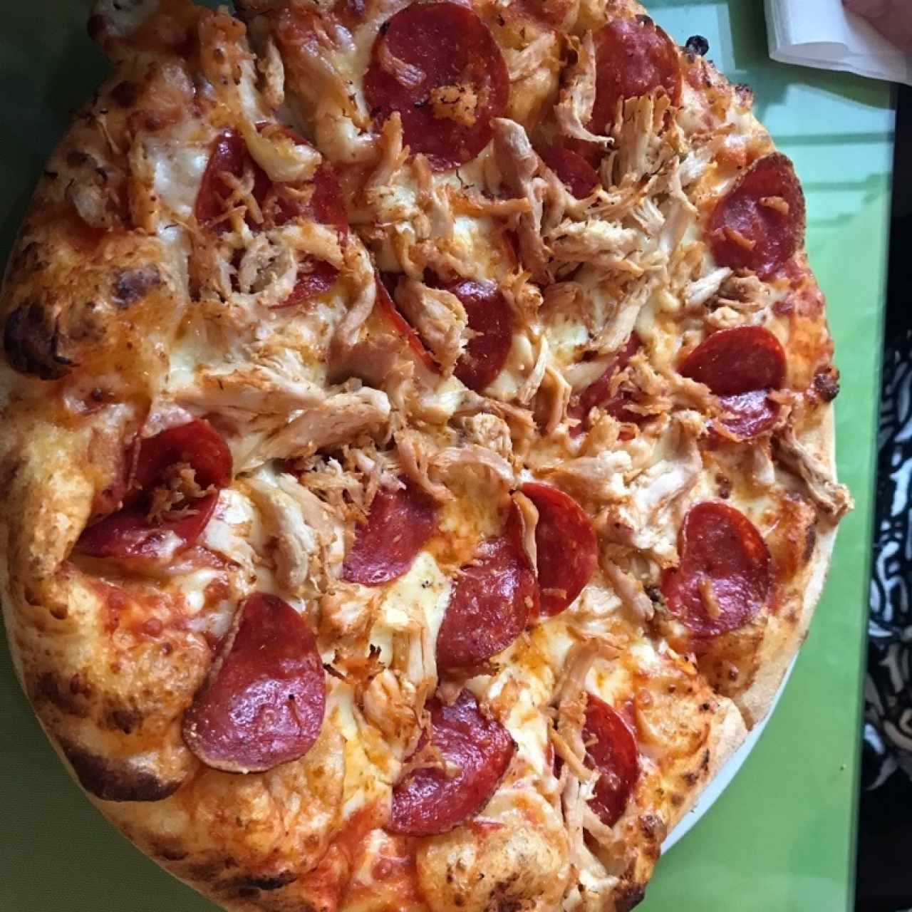 Pizza de Pollo con Peperoni 😋😋