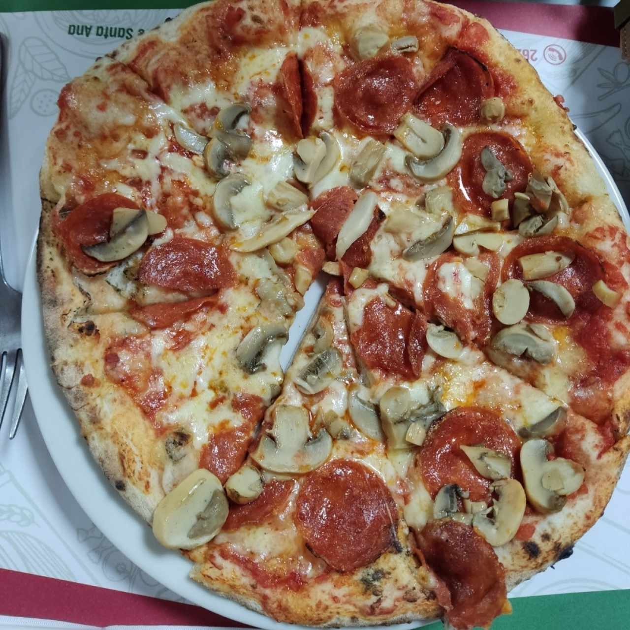 Pizzas - Pepperoni y hongos