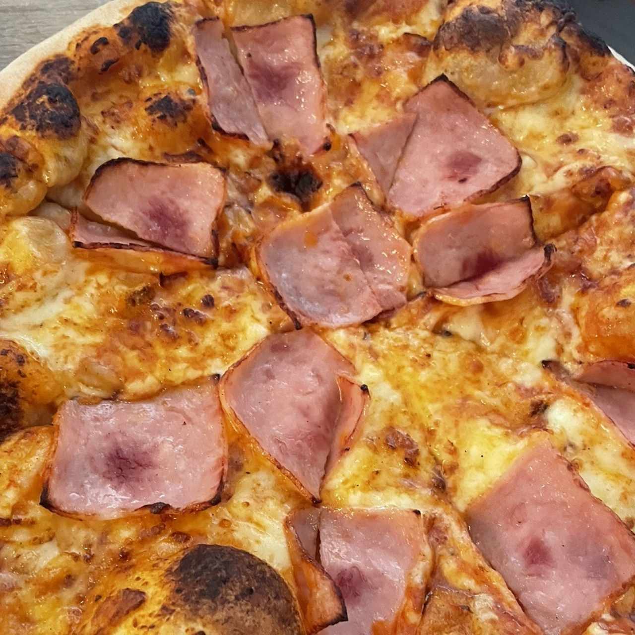 Pizza de Jamon