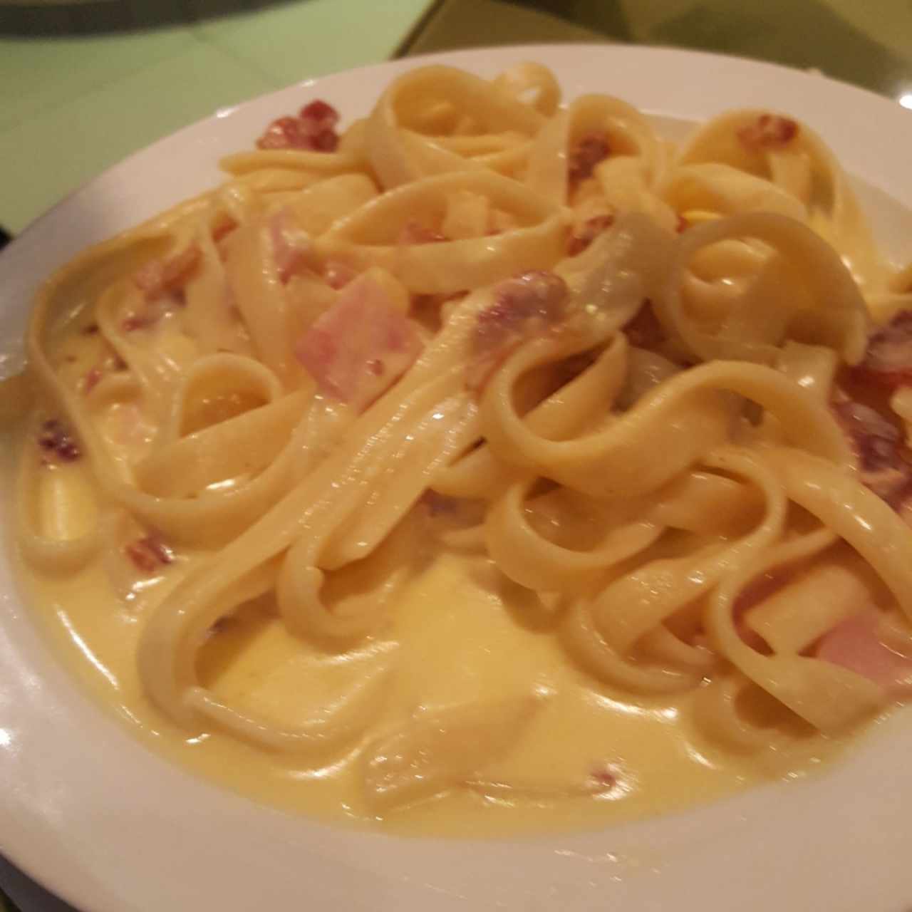 fetuccine a la carbonara