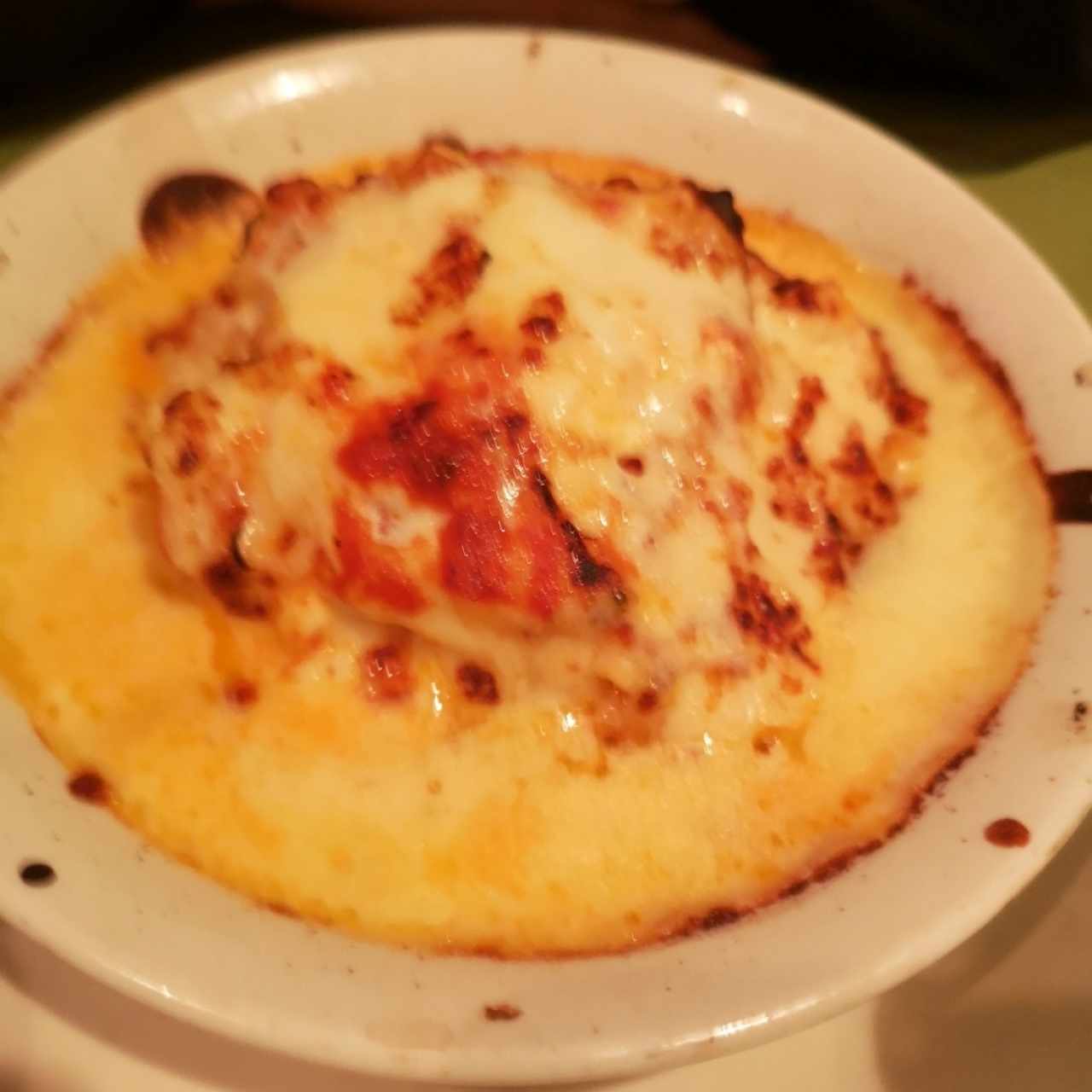 Lasagna de pollo gratinada