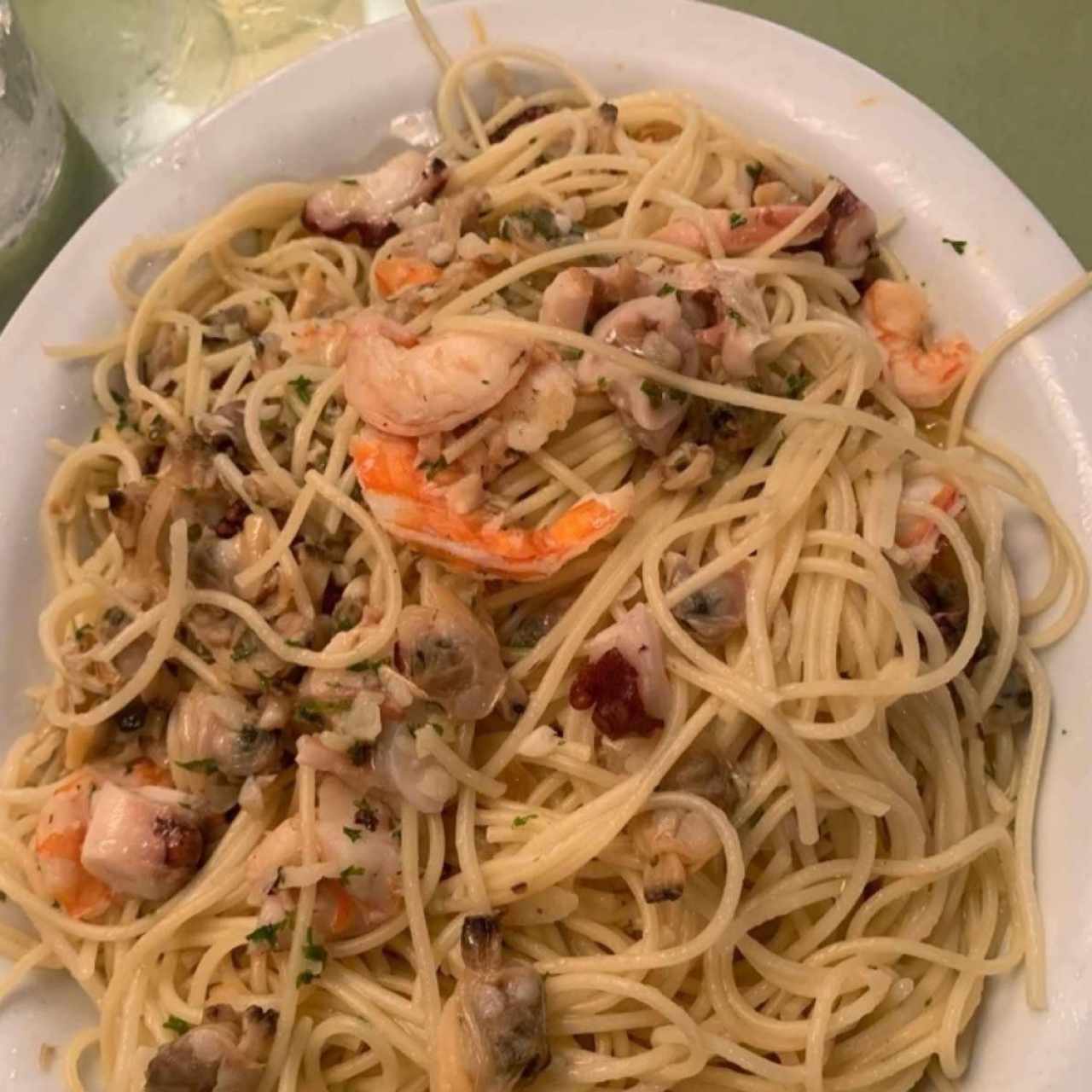 Pasta al Oleo de Mariscos