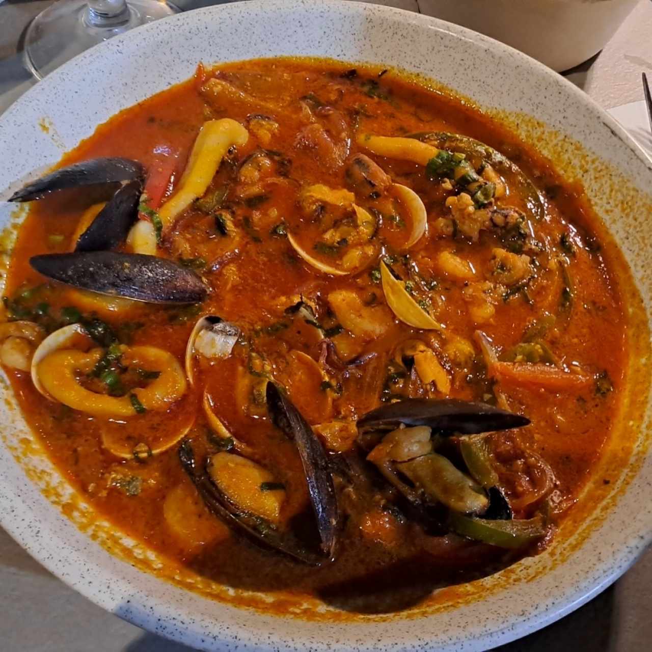 Del Mar - Cazuela de Mariscos