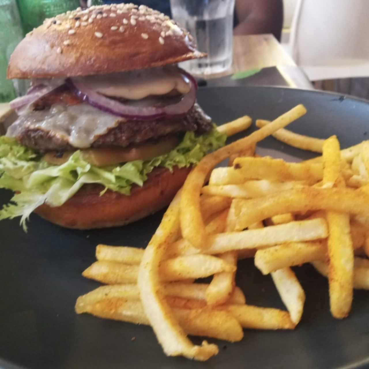 Top Burgers - Madrileña