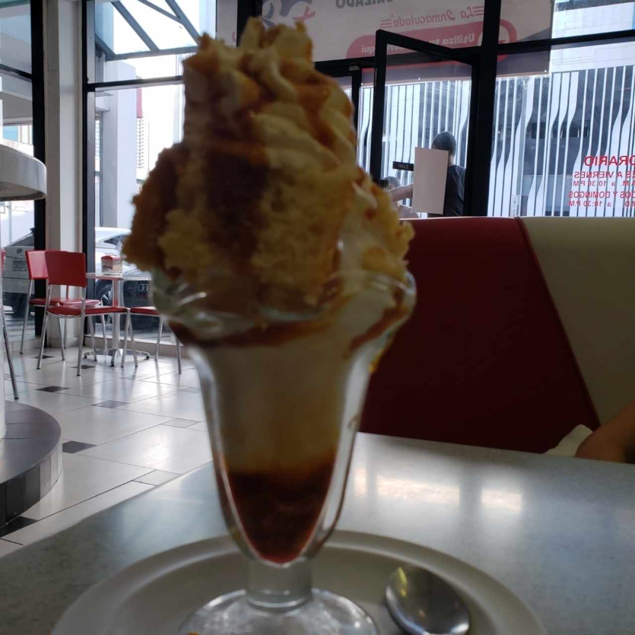 NO ME OLVIDES HELADO DE VAINILLA, CARAMELO Y MALVA