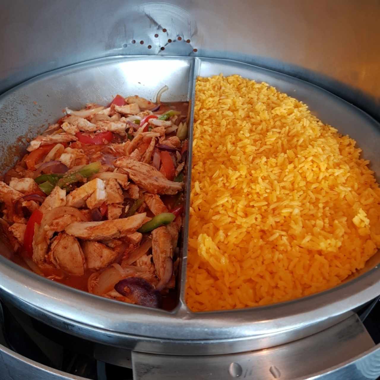 pollo y arroz