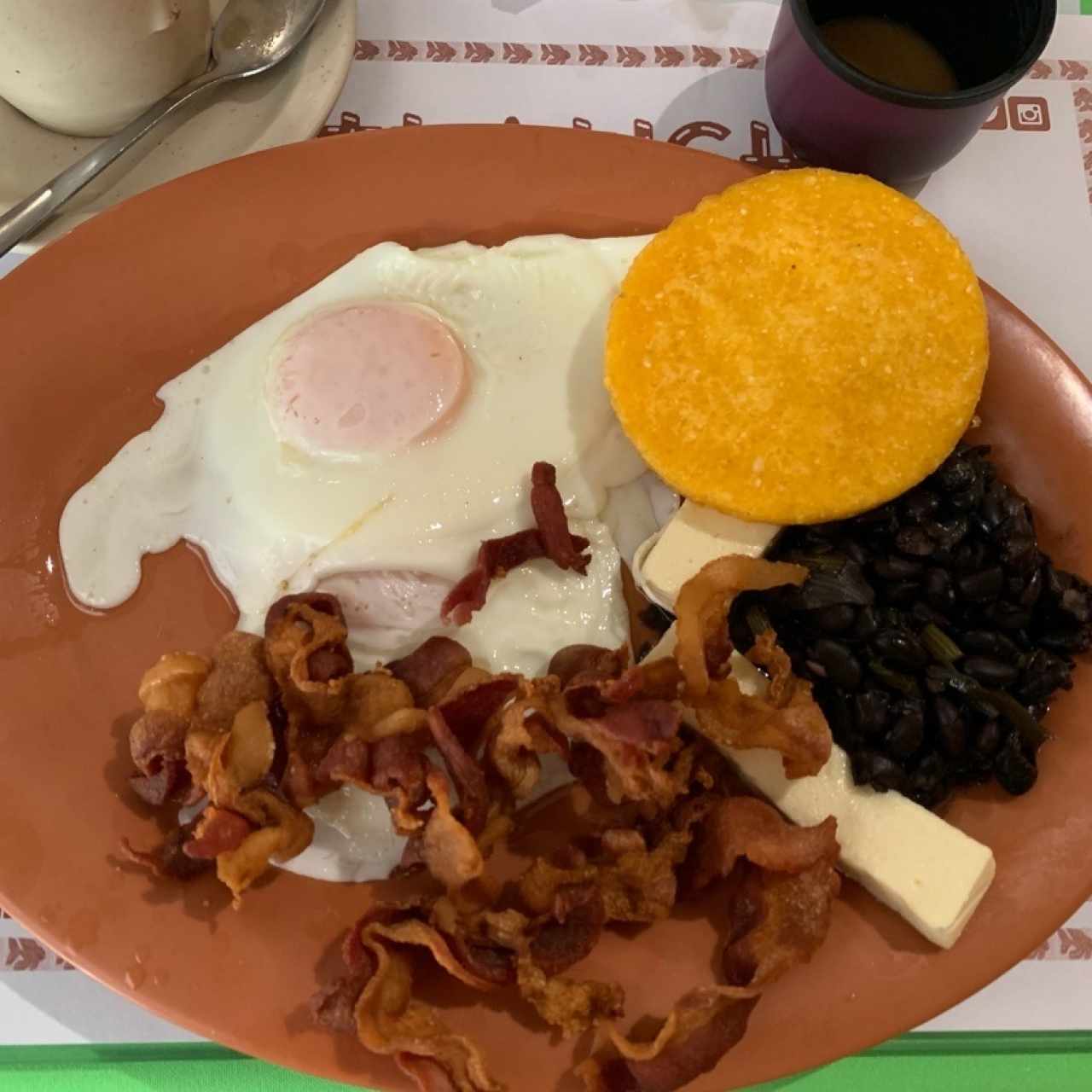 desayuno tipico trapiche