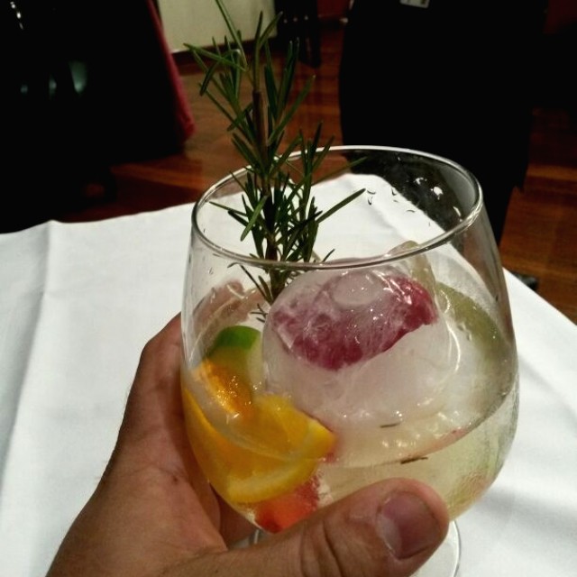 Gin tonic botanico