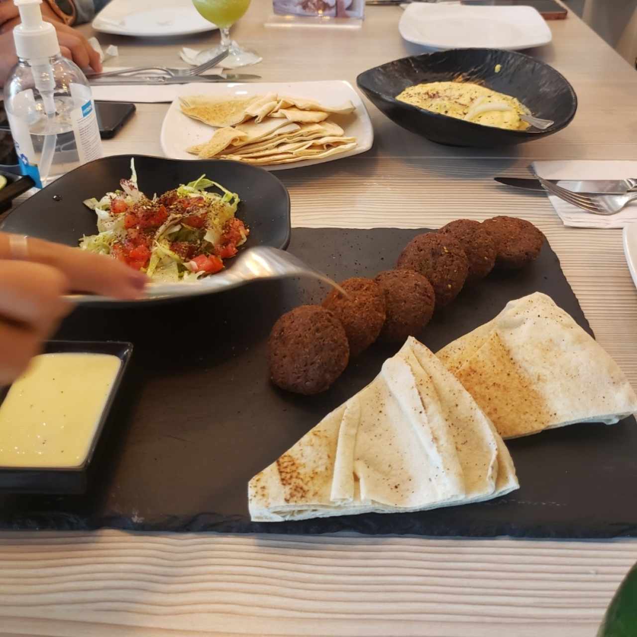 Del Mediterráneo - Delicias Árabes