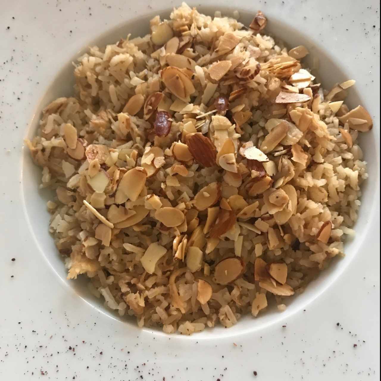 arroz con almendras y pollo