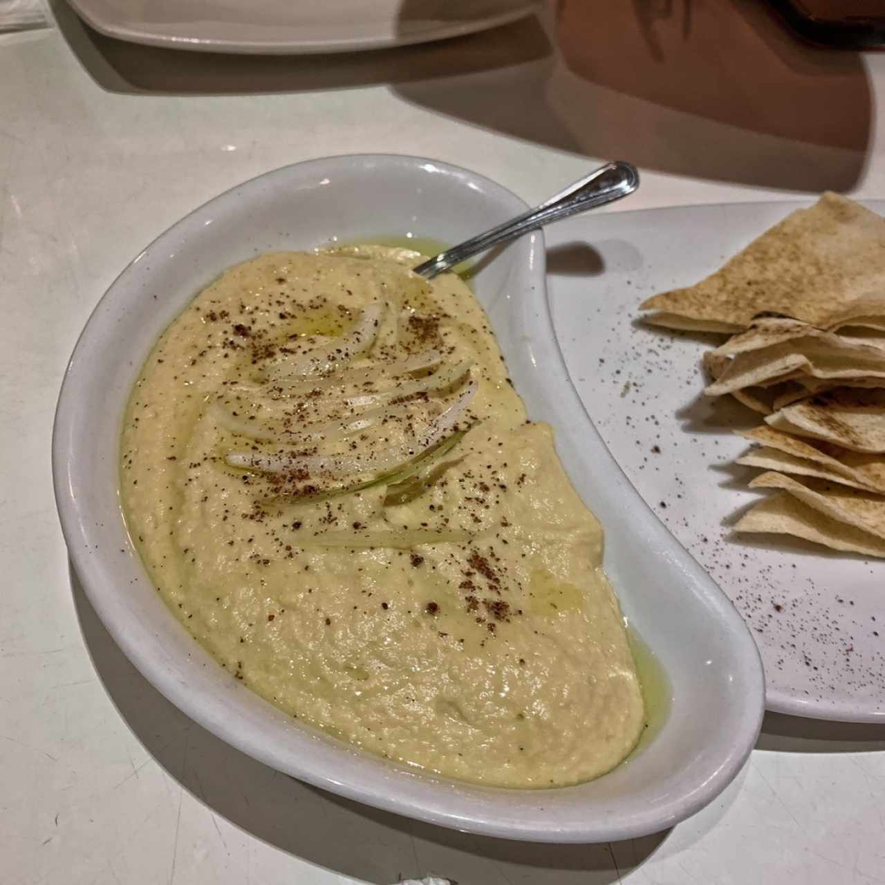 Del Mediterráneo - Hummus