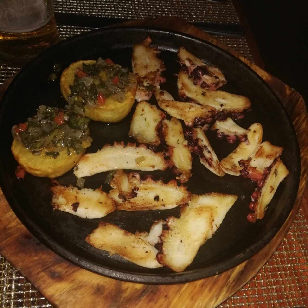 Mediterráneo - PULPO AL CARBÓN