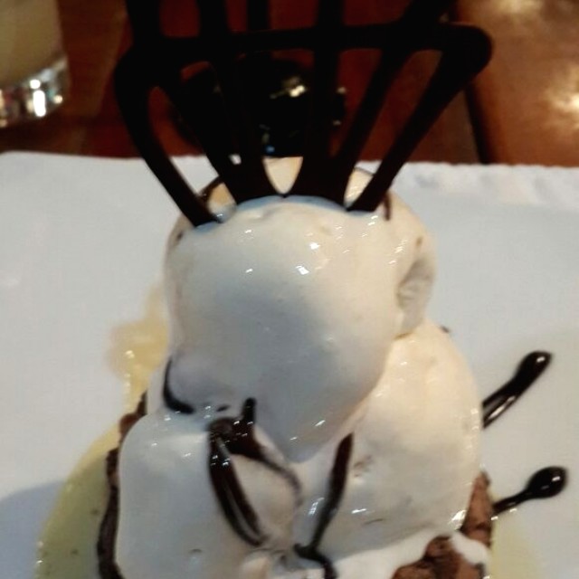 Ice cream brownie