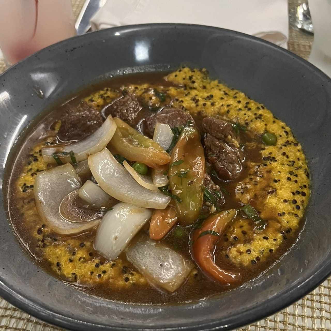 Rissoto de Quinoa con Lomo Saltado