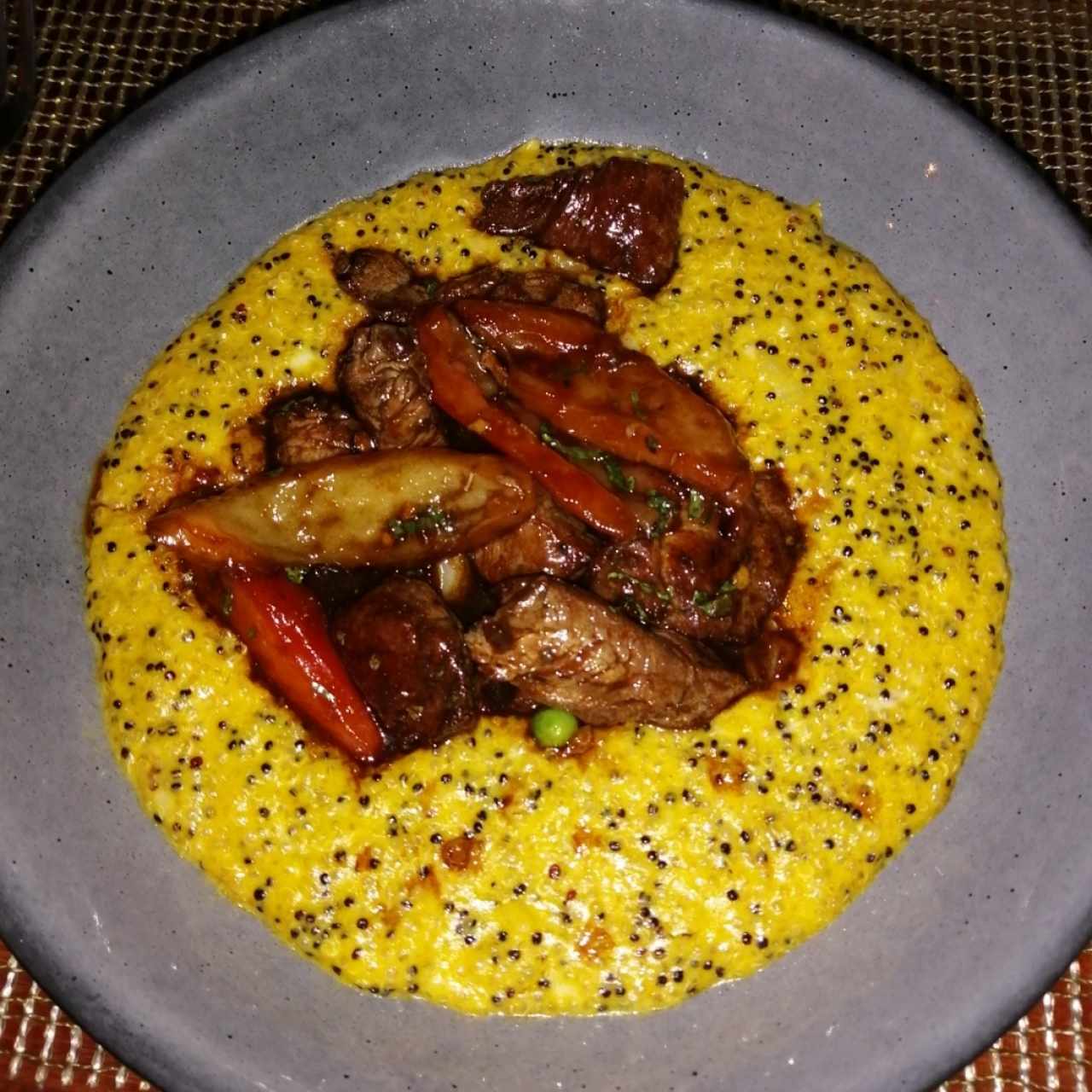 RISOTTO DE QUINOA CON LOMO SALTADO