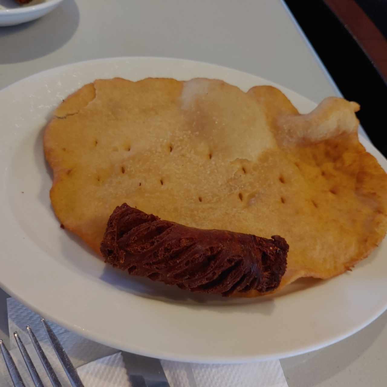 hojaldre y chorizo frito