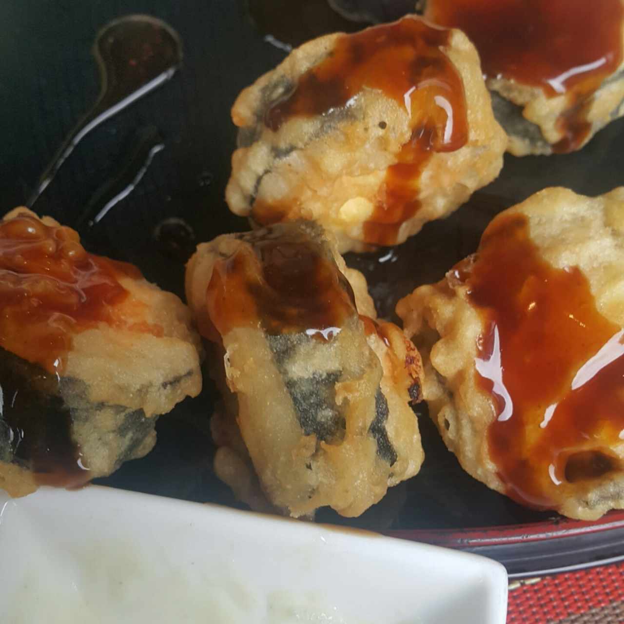 salmón tempura roll
