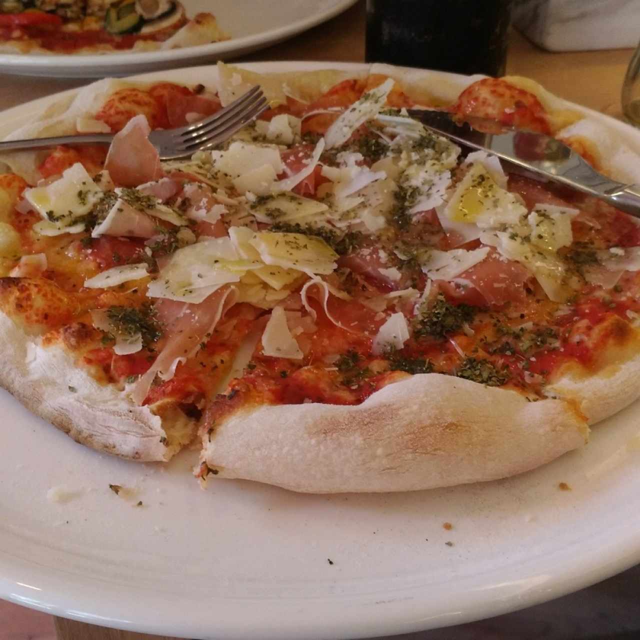 pizza crudo(jamón serrano)