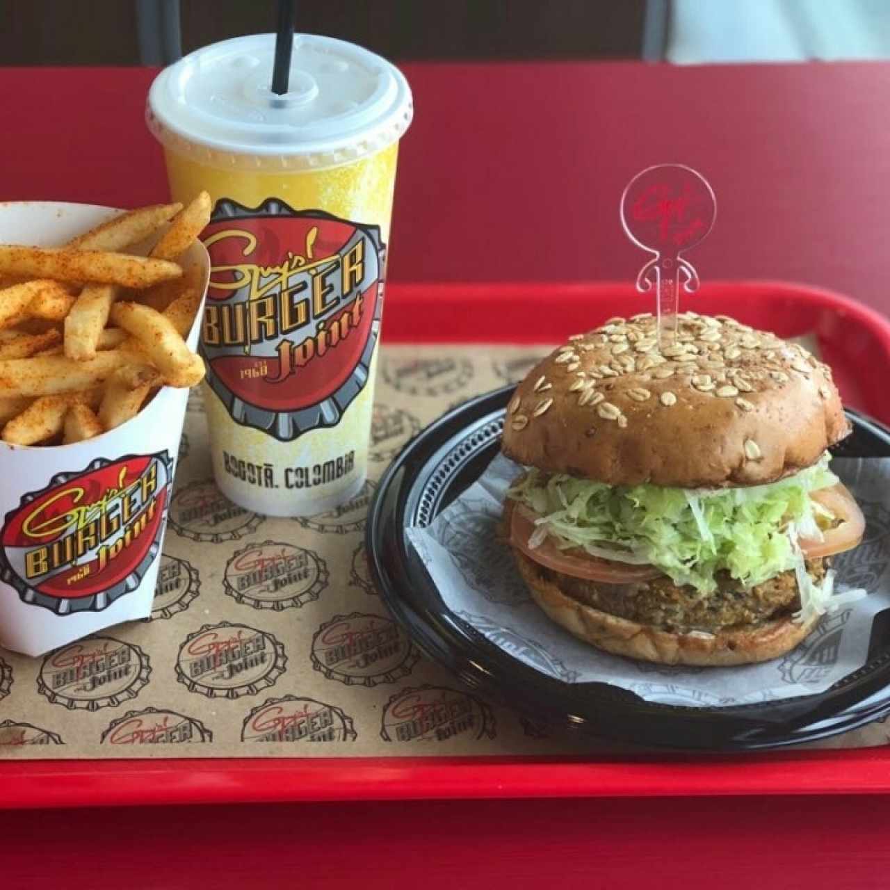 Morgan veggie Burger w Burger Joint fries👉