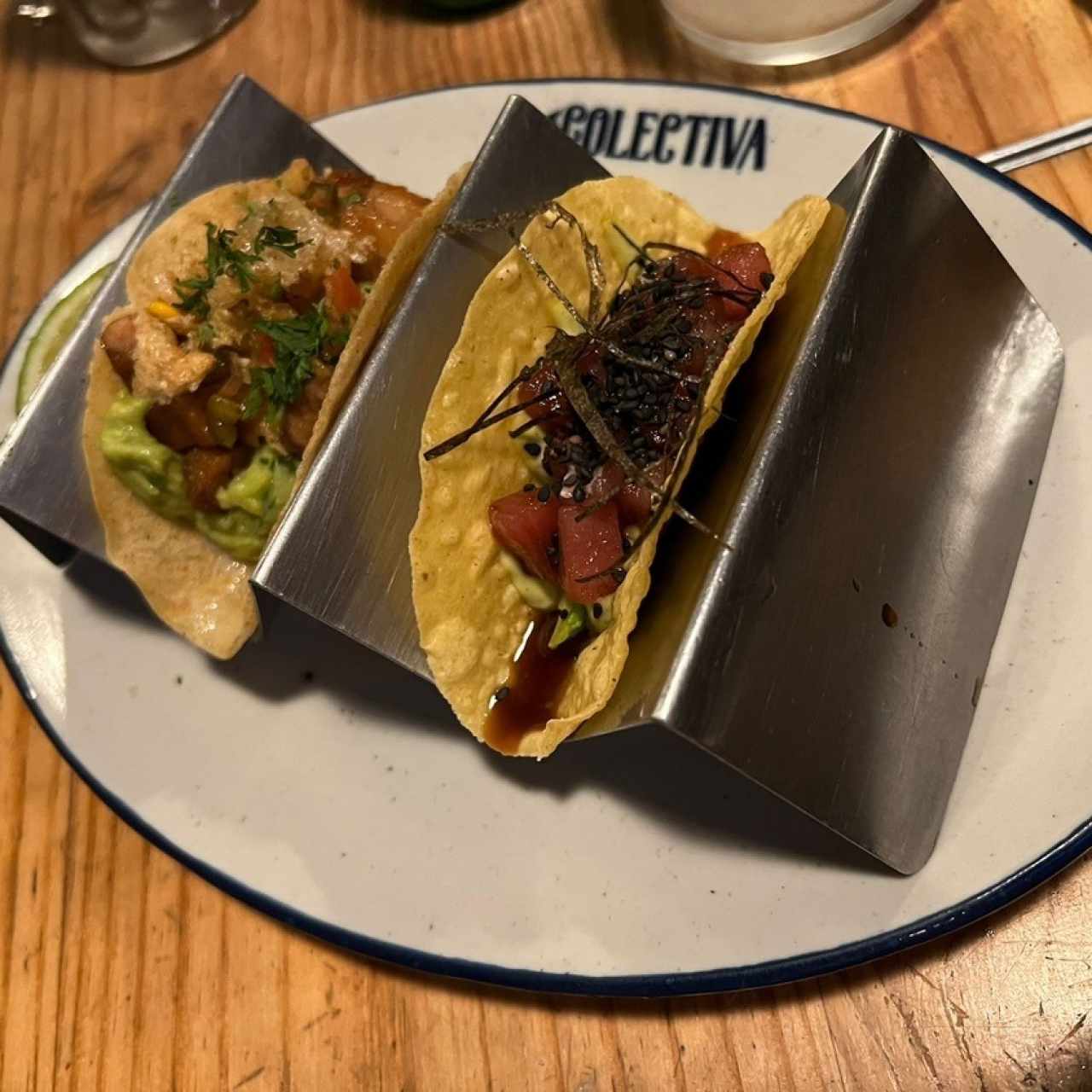 Tacos de chicharrón / tacos de atún