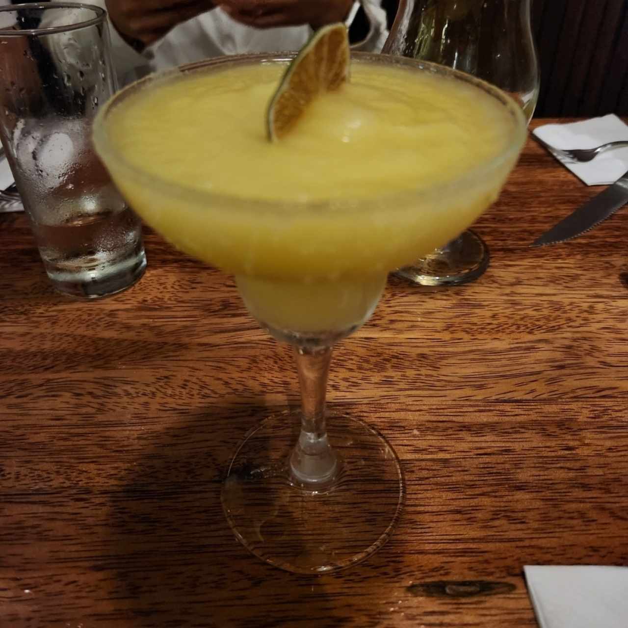 Margarita de mango biche