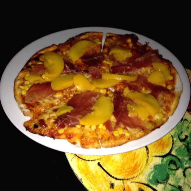 Pizza 360 (melocoton + jamon serrano)
