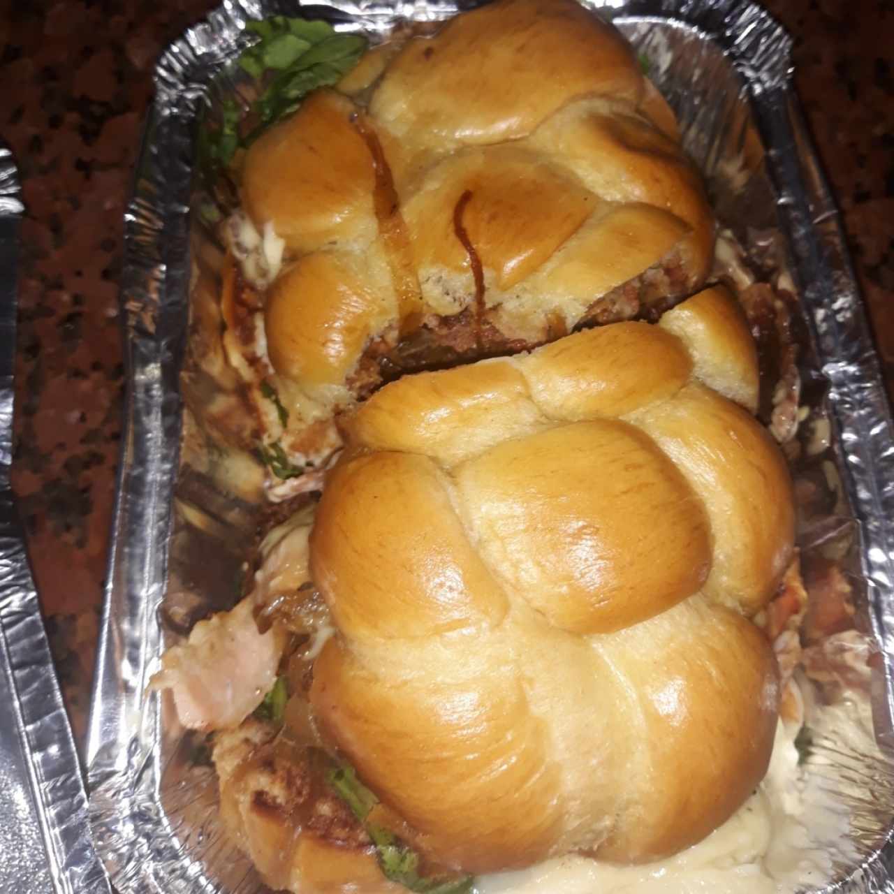 Sandwich Nacra, de Pollo Crispy, Tocinetas y Queso, Espectacular, ojo, deben pedirlo, no está en la Carta aun