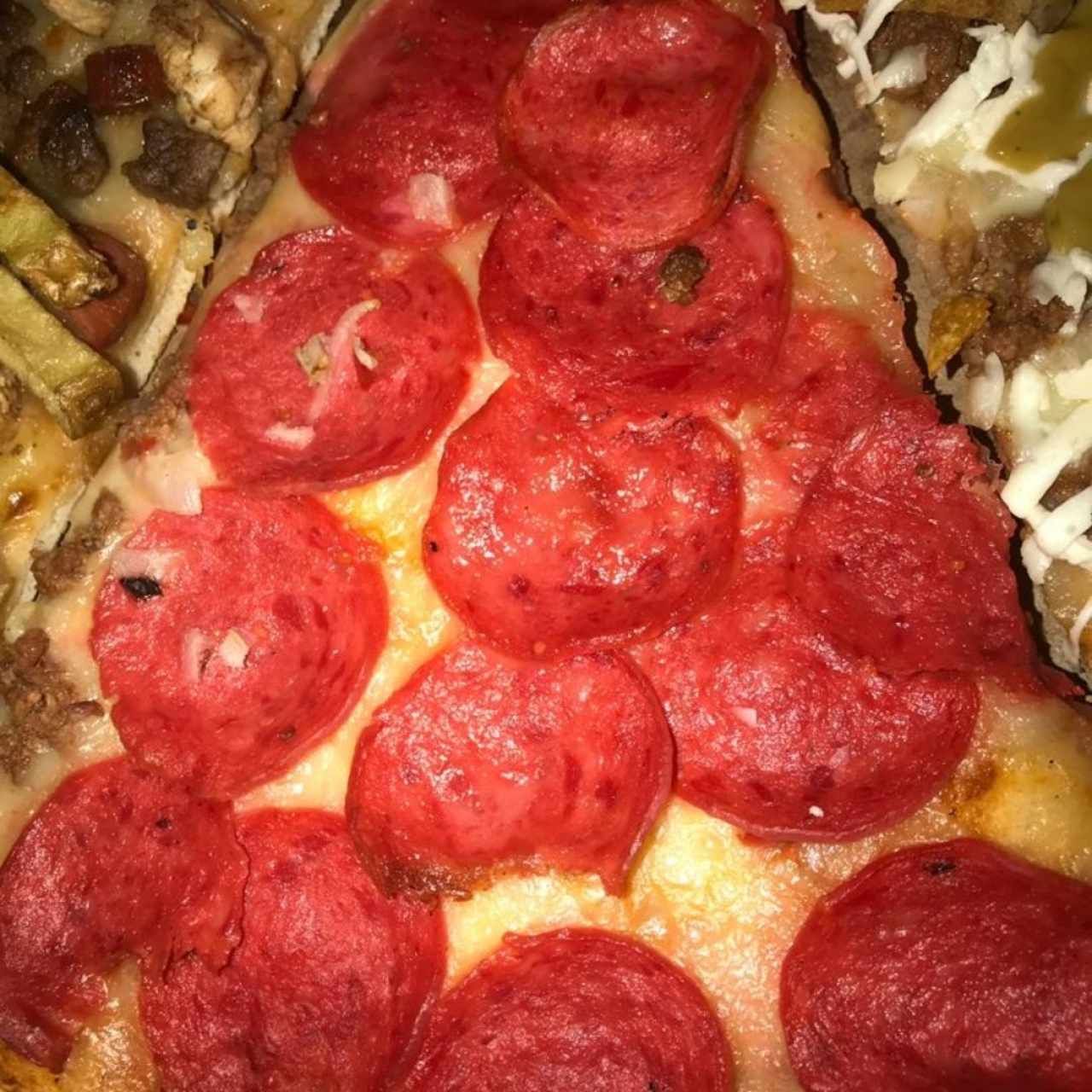 Pizza de Pepperoni, Excelente 