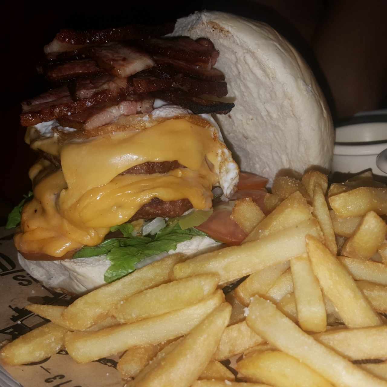 triple chesse burger