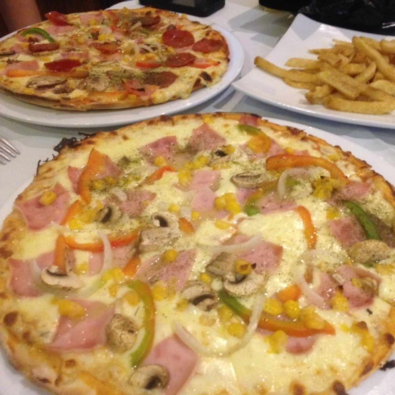 Pizzas: Hilda & Full 