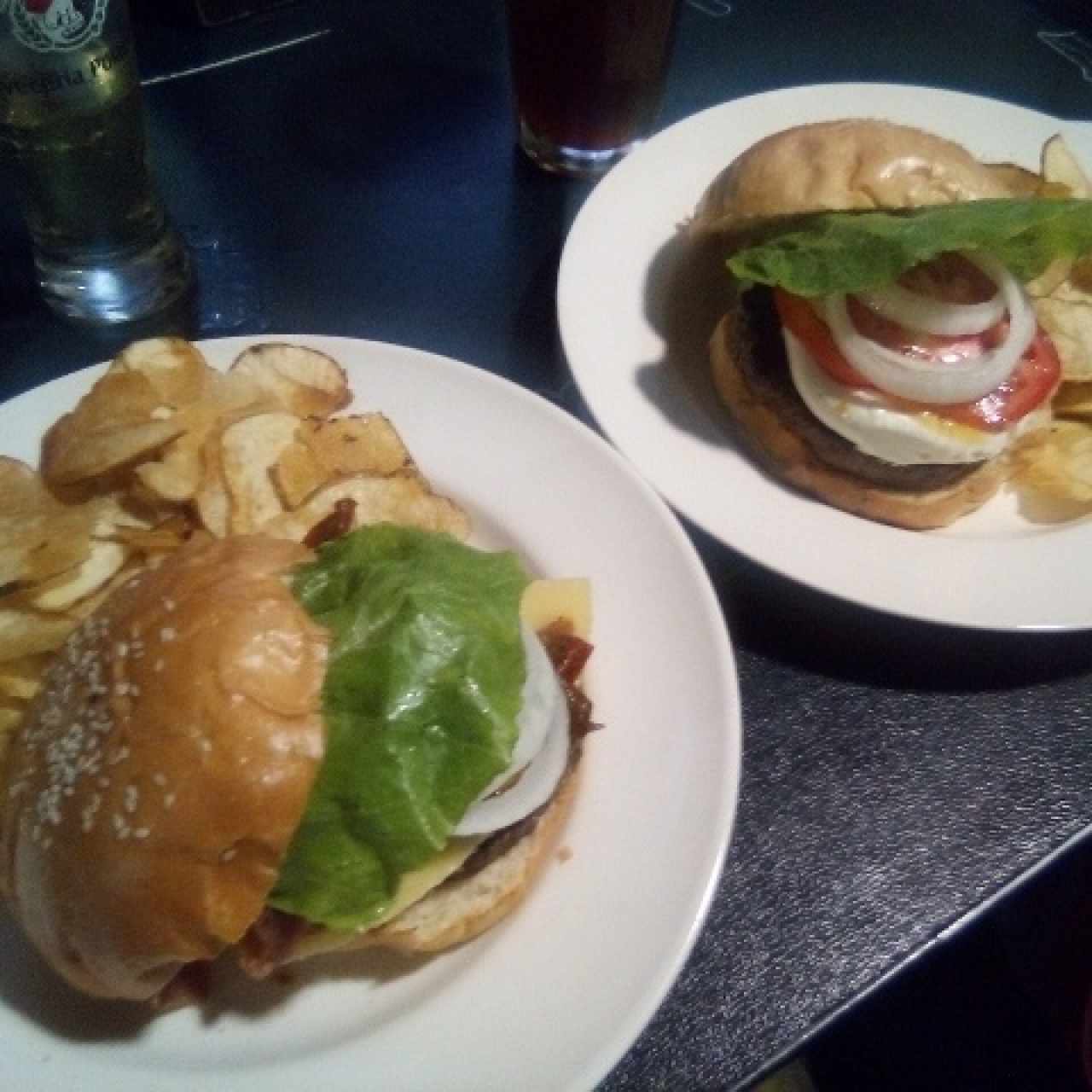 Philadelphia Burger y  Española Burger