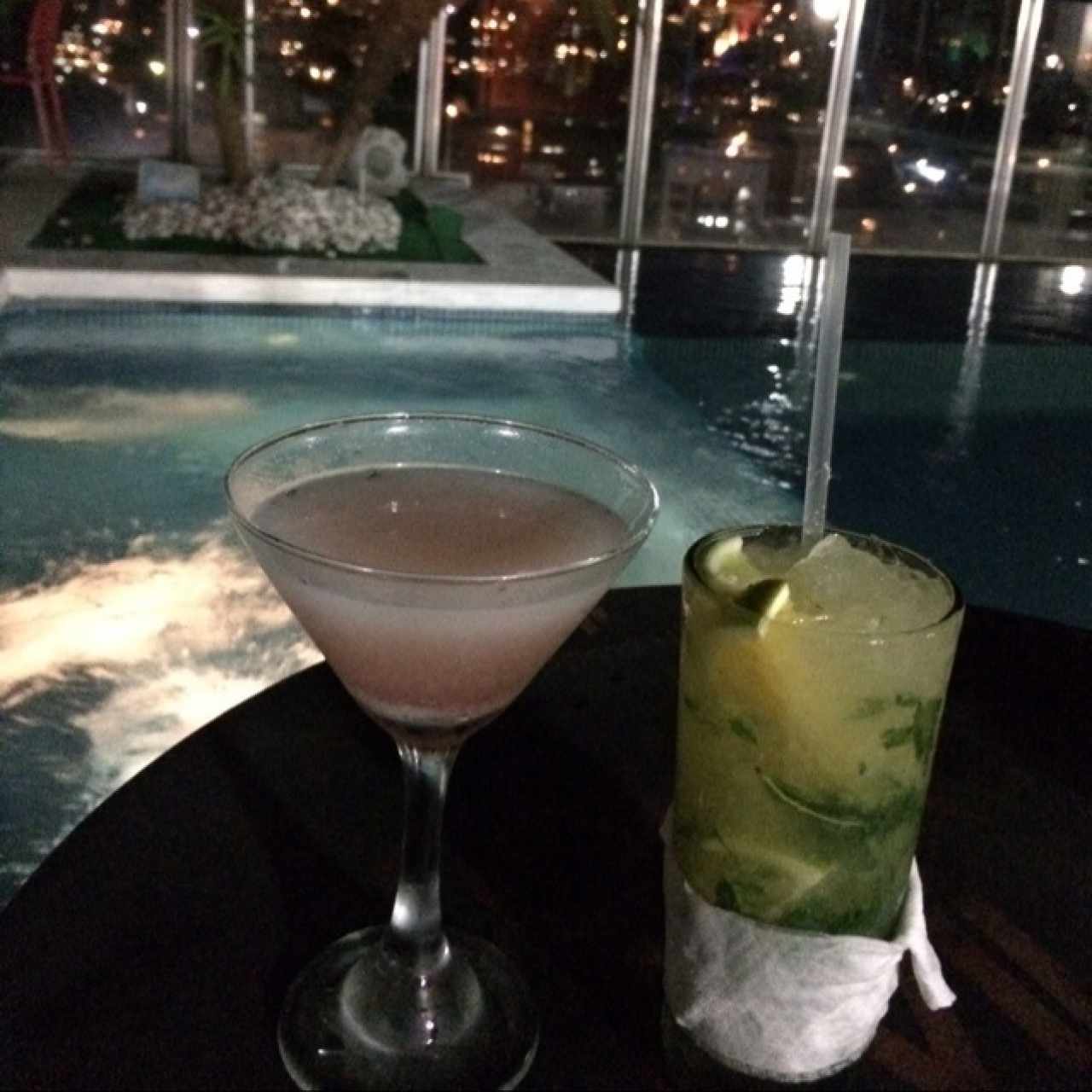 Avila Lounge