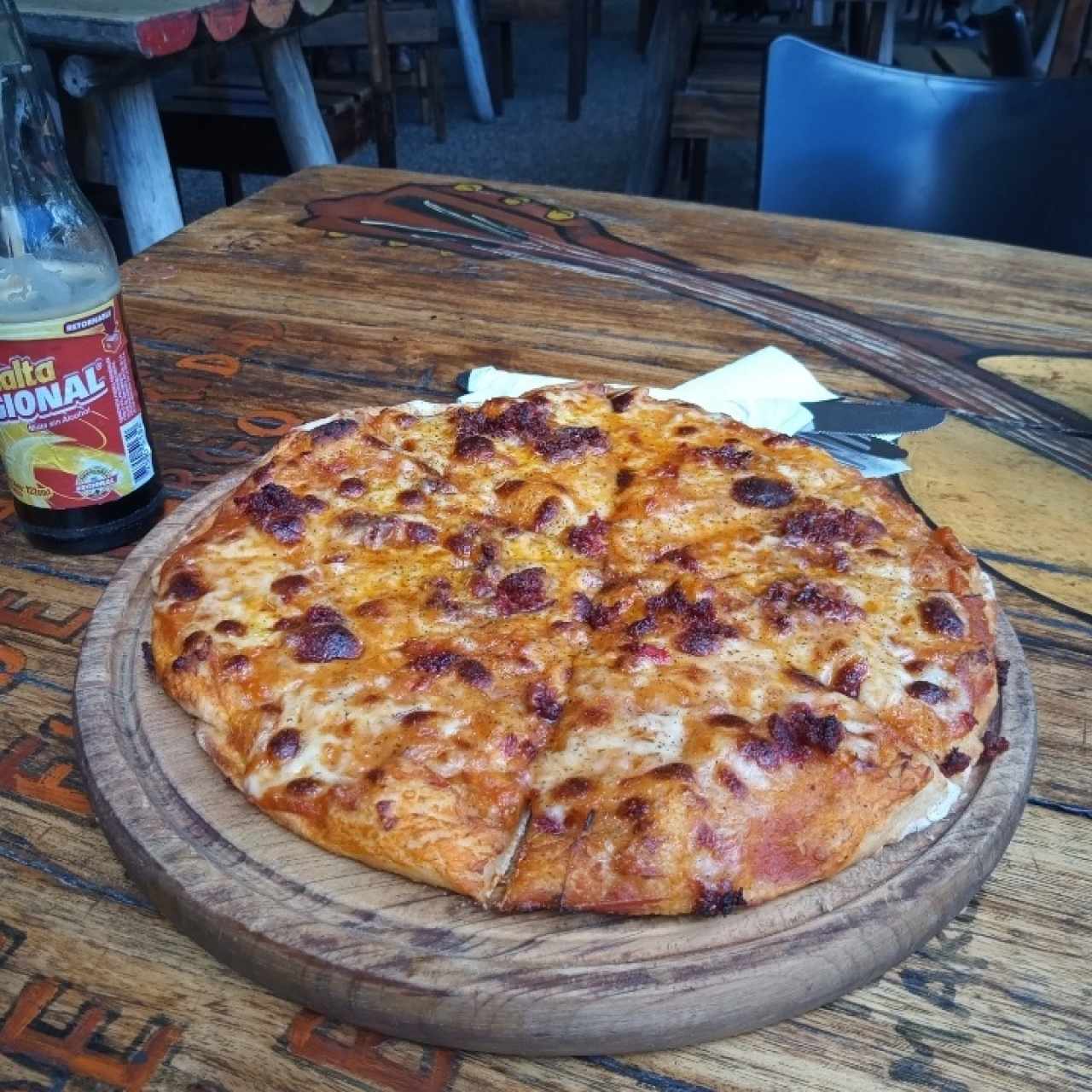 Pizza de salchichón