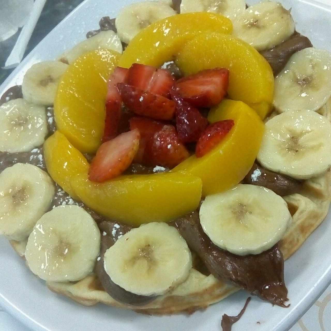 Waffle de Chocolate y frutas