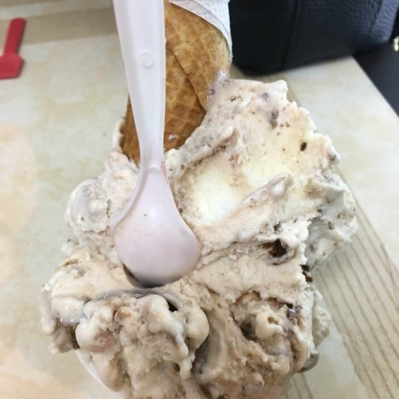barquilla de helado de oreo con nutella