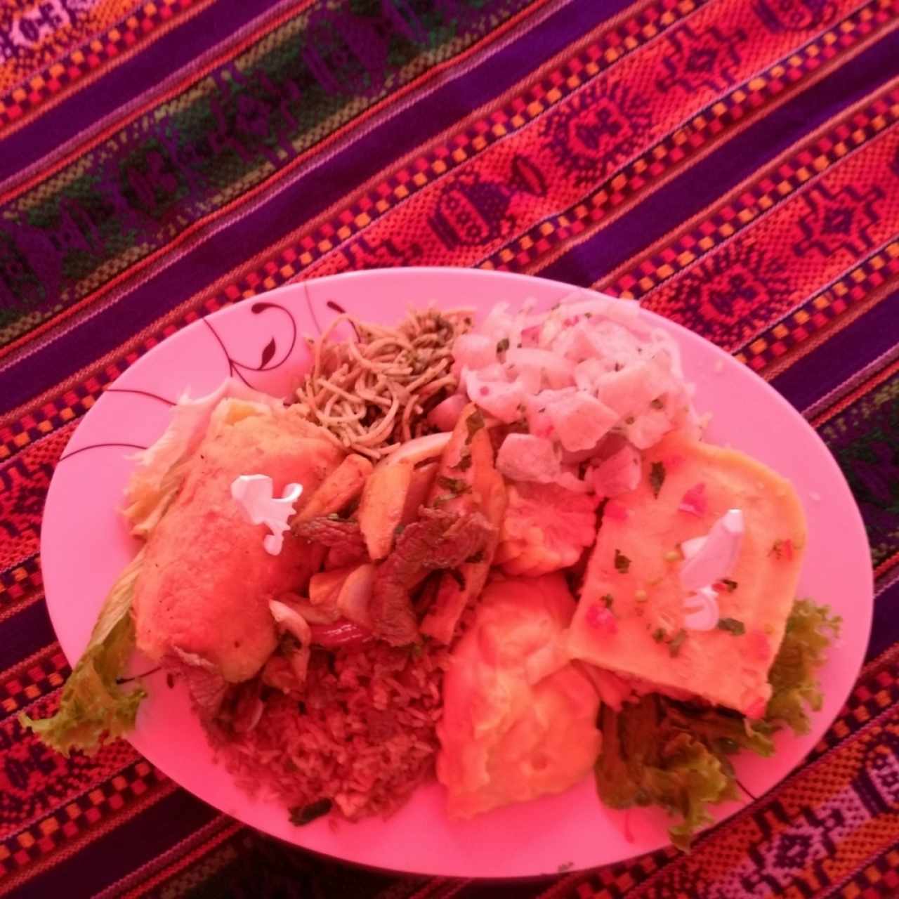 plato Perú