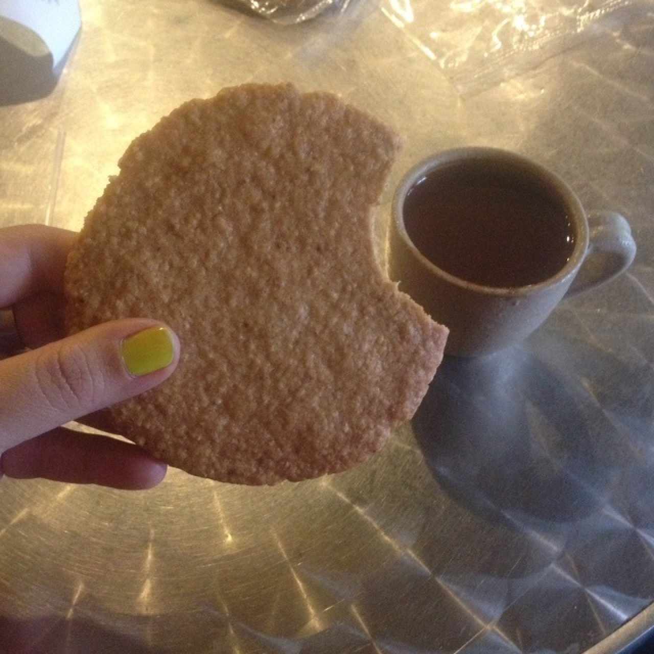 una combinacion perfecta 😉 galleta de avena y chocolate 
